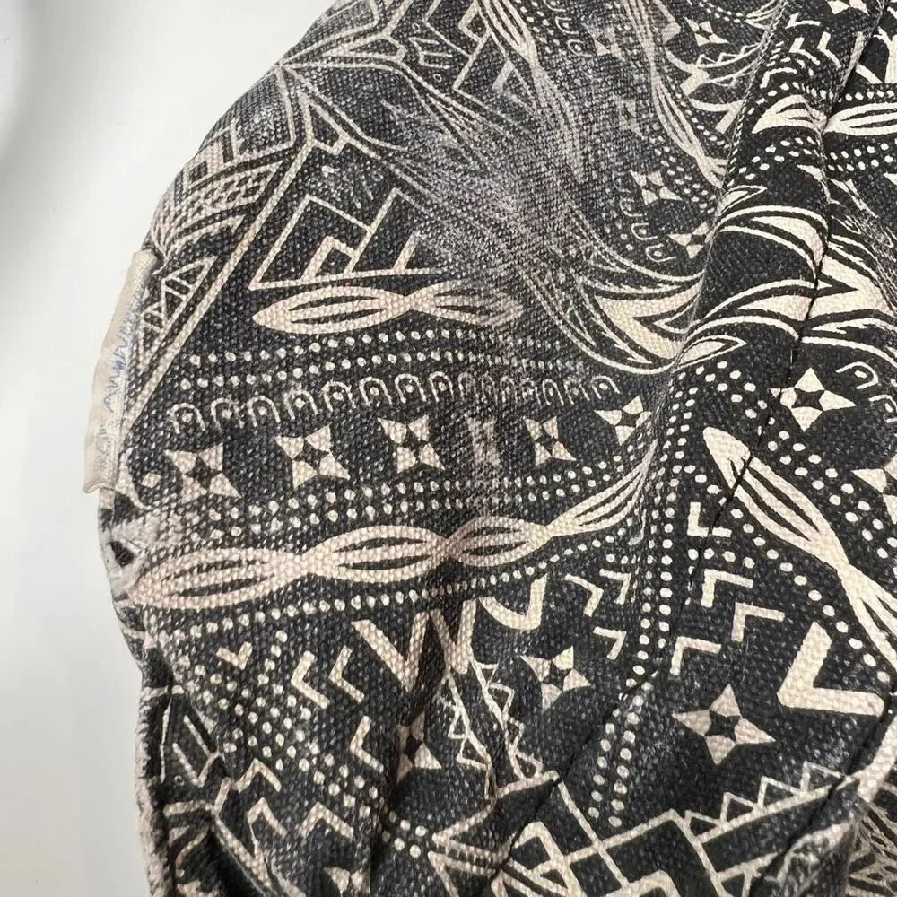 This item is a KAVU Rope Bag with a geometric black and white design